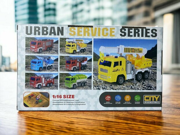 S&eacute;rie de services urbains - Jouets camion de pompier - Friction - son et lumi&egrave;res 21CM