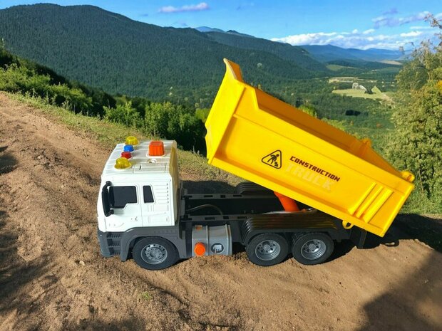 Dump Truck - vrachtwagen met laadbak - met geluid en licht - dumper 24.5CM