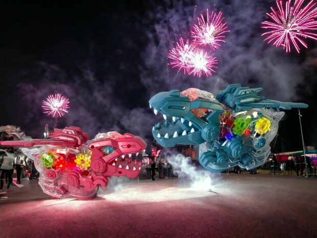 Gear Dinosaur - met bewegende vleugels - maakt dino geluiden en lichtjes op - interactieve dinosaurus 22.5CM 