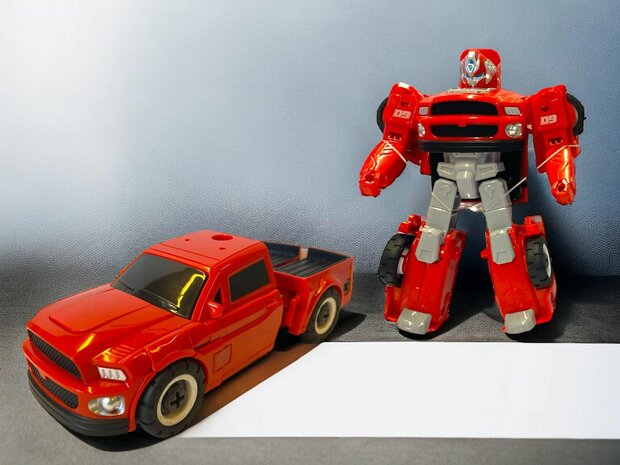 Deformation robot and car toy Mecha Optimus Prime robot - 2 in 1