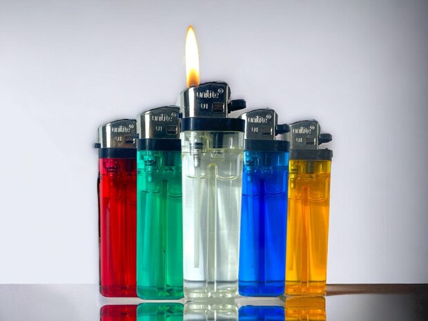 FLINT LIGHTER 50 PIECES - TRANSPARENT LIGHTERS