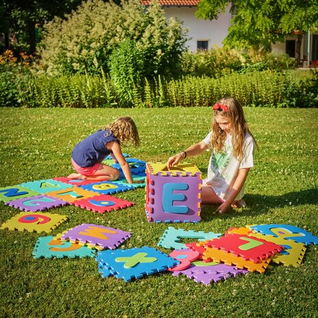 Speelmat voor kinderen - Puzzelmat kinderen -foam Letter - 10 tegels - 30x30x1cm