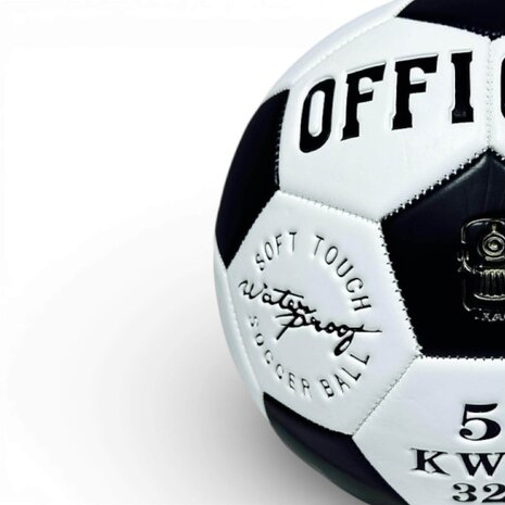 Voetbal - Bal - Maat 5 - STS SUBEC BAL - Zwart en wit voetbal - Klassieke design 5 KWB 32
