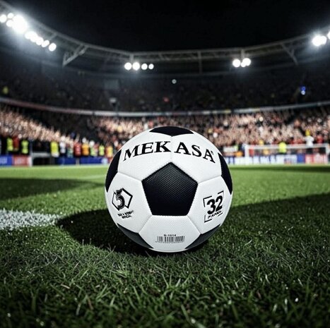 Strandbal  - Bal - Maat 5 - Voetbal Official Size &amp; Weight - Zwart Wit Klassiek - wedstrijdbal 380g 