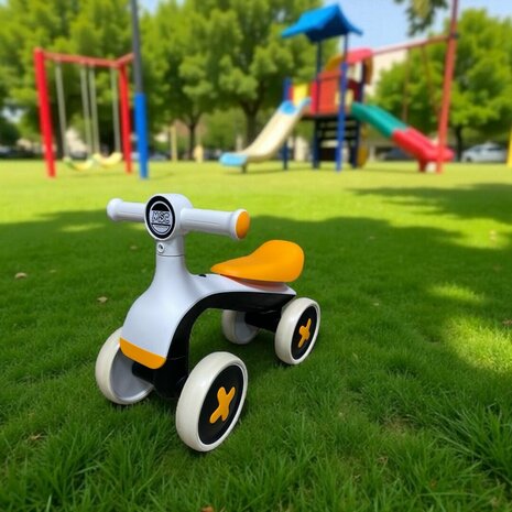 Loopfiets 4-Wheel Magic loopfiets - 55CM - Muziek &amp; Lichtjes