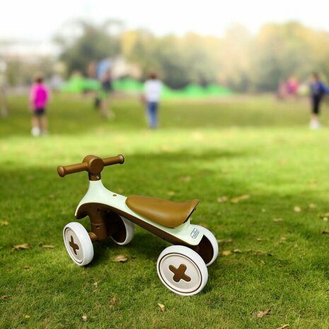 Loopfiets voor kinderen vanaf 1-3 jaar 4-Wheel Magic loopfiets - Muziek &amp; Lichtjes