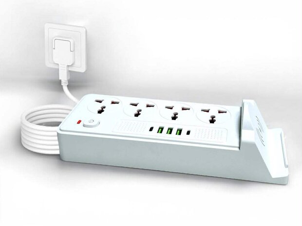 Universal power strip with 4 sockets and 3 USB inputs - 2 USB-C 20W + wireless charger for mobile devices